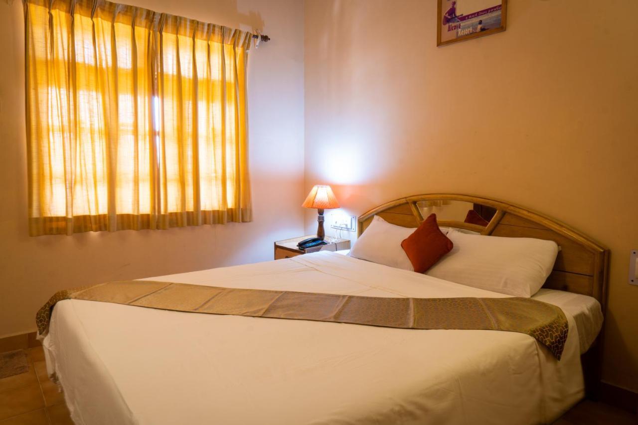 Alcove Resort Vagator Ngoại thất bức ảnh